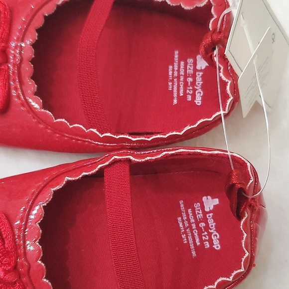 NWT Baby Gap Red Scallop Edge Bow Soft Shoes Baby Girl 6-12 Months - Picture 9 of 9